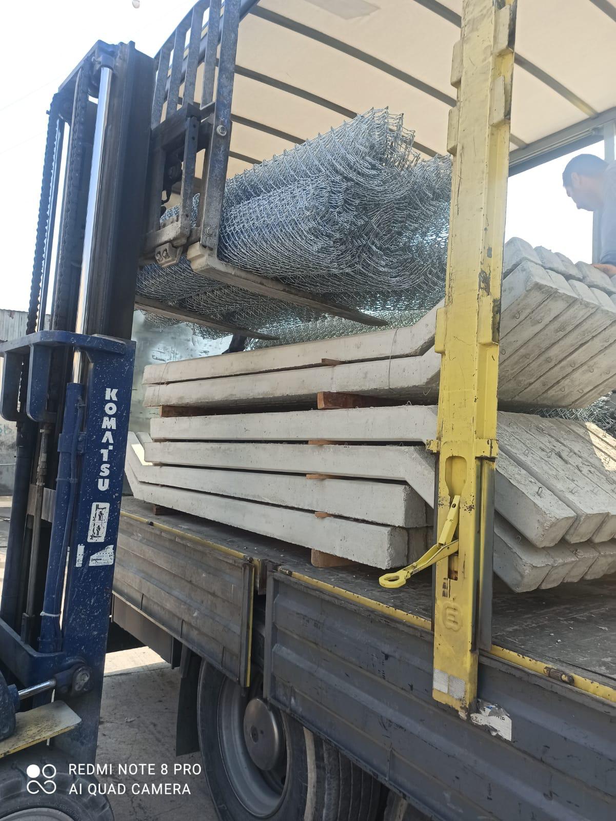 Adana Seyhan bölgesi müstakil ev etrafına çekilmiş rulo çim çit ve panel çit çevre güvenliği